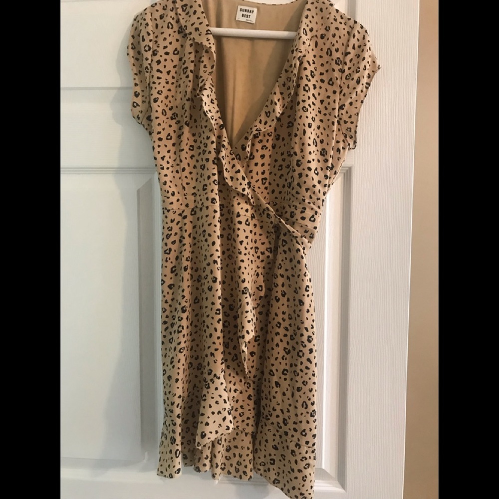 Sunday best for Aritzia wrap dress size 0
